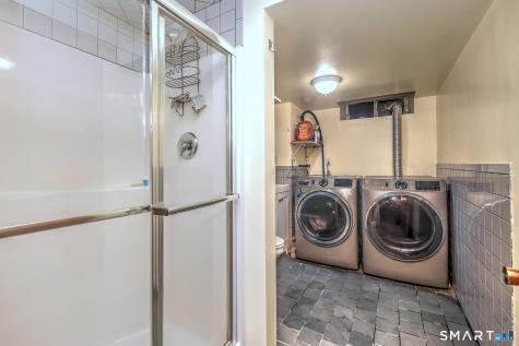 52 Lauderdale Drive Trumbull CT 06611