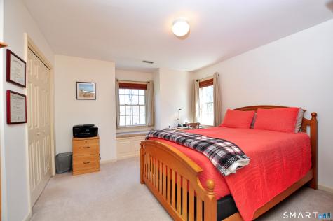 16 Stonewall Drive Granby CT 06090