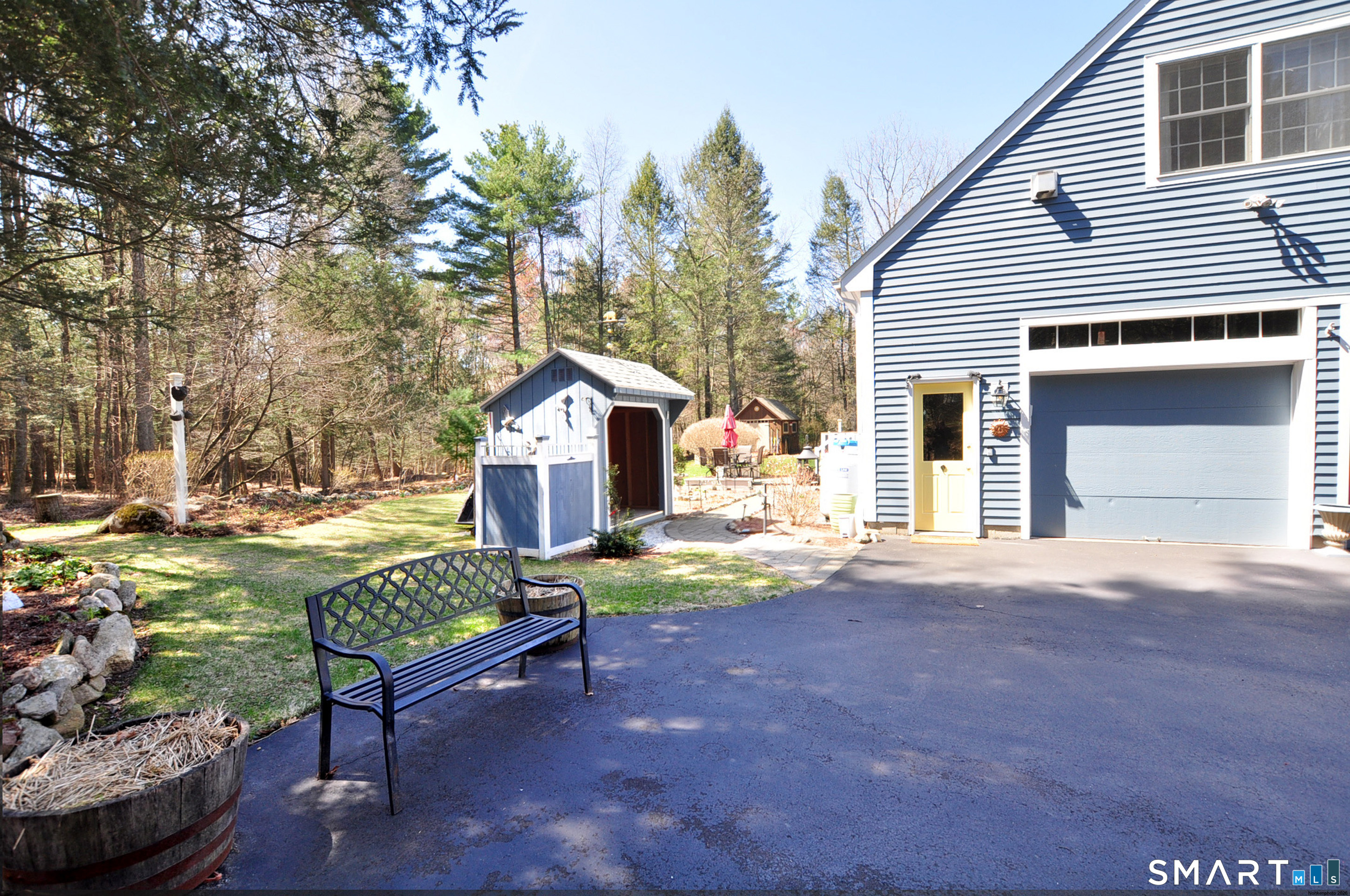 16 Stonewall Drive Granby CT 06090
