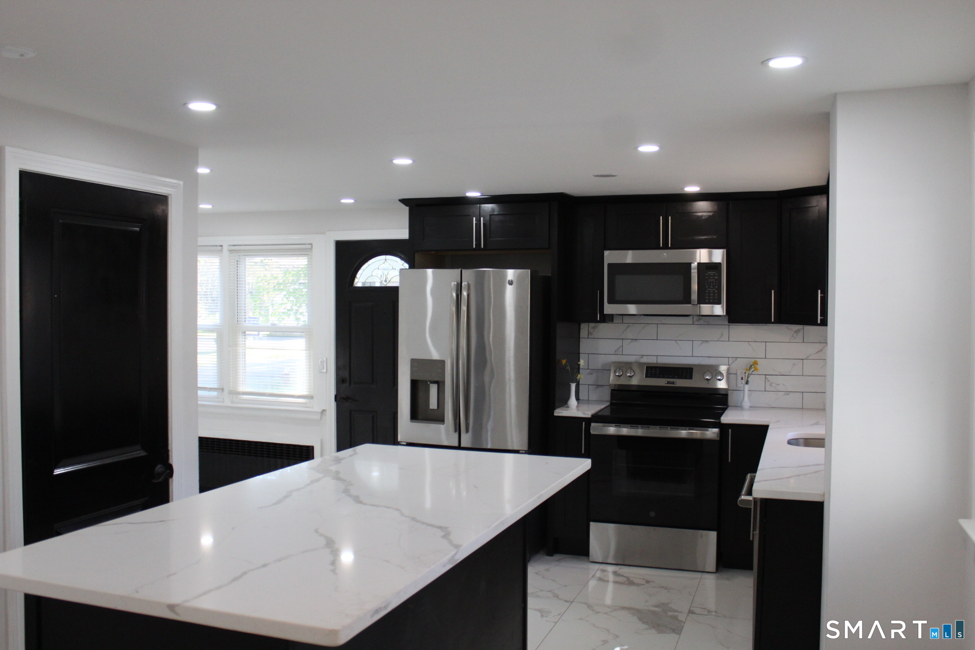 18 Walsh Street Bloomfield CT 06002