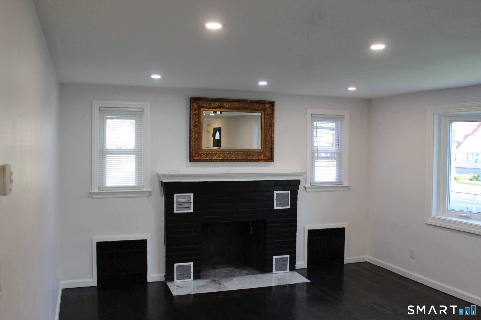 18 Walsh Street Bloomfield CT 06002