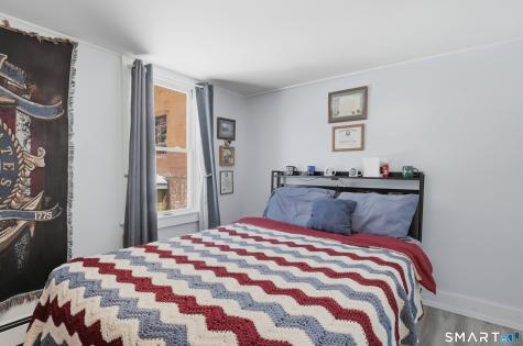 74 Riverside Drive Thompson CT 06277