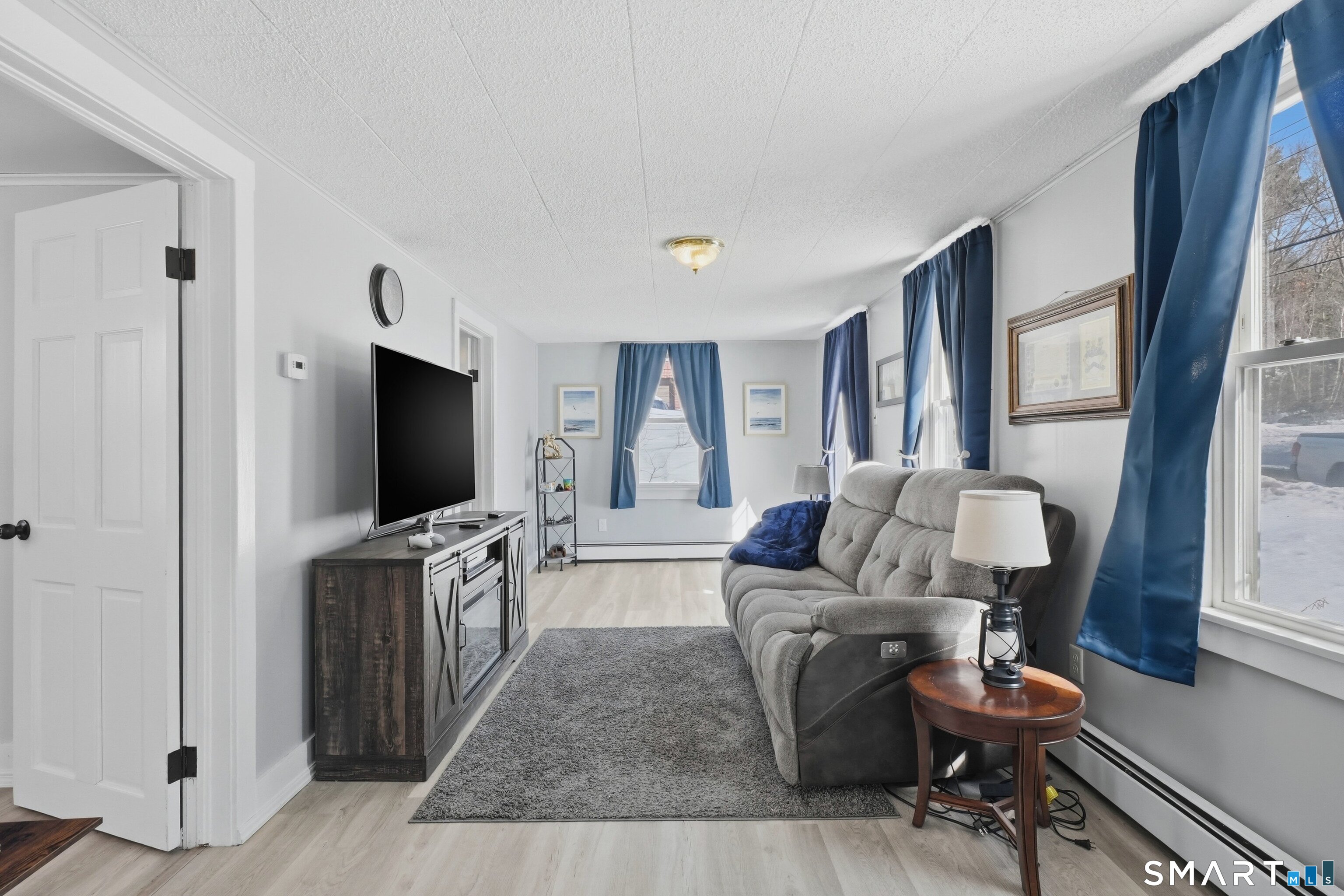 74 Riverside Drive Thompson CT 06277