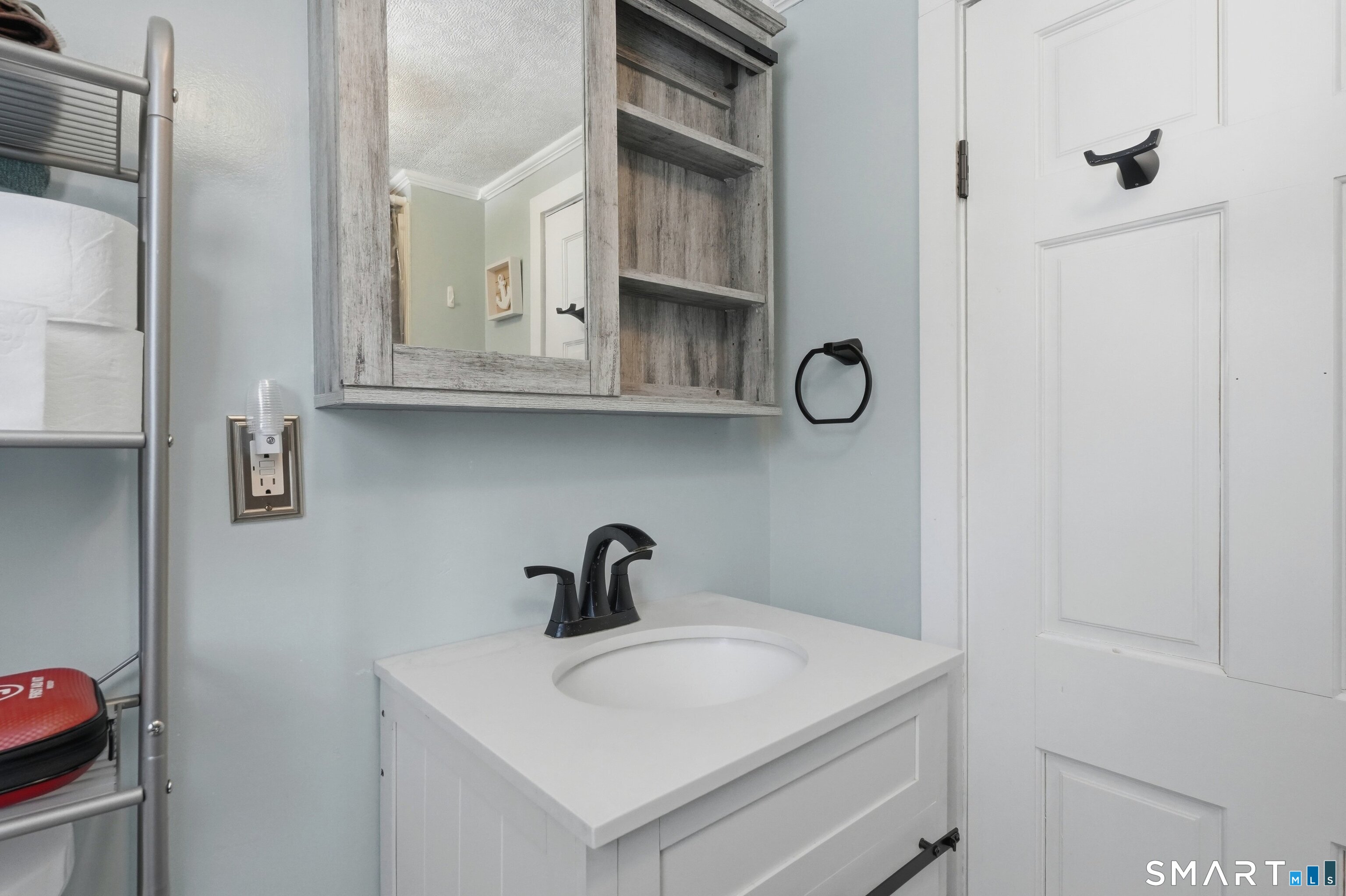 74 Riverside Drive Thompson CT 06277