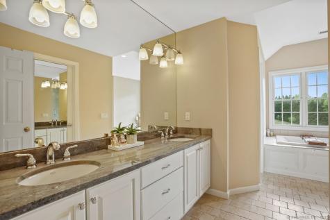18 Beaver Dam Road Newtown CT 06470