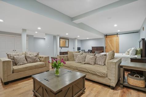 18 Beaver Dam Road Newtown CT 06470