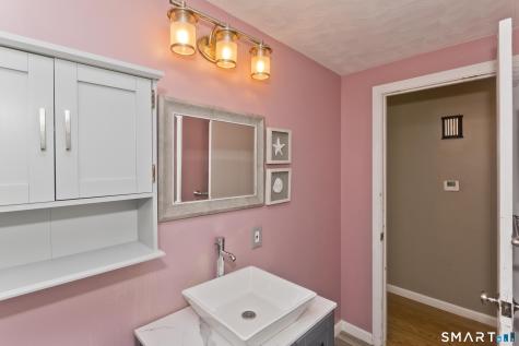 28 Bess Road Enfield CT 06082