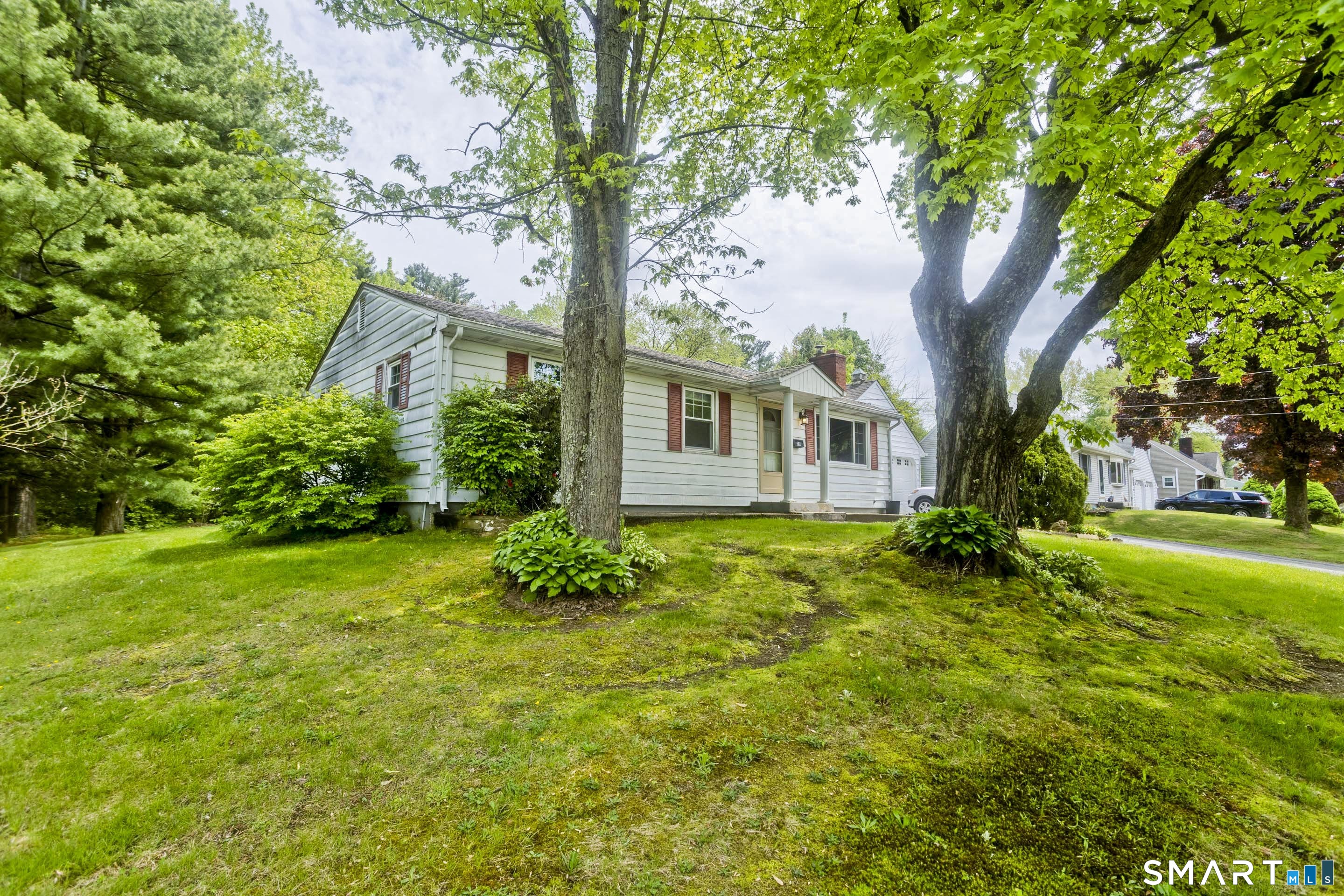 28 Bess Road Enfield CT 06082