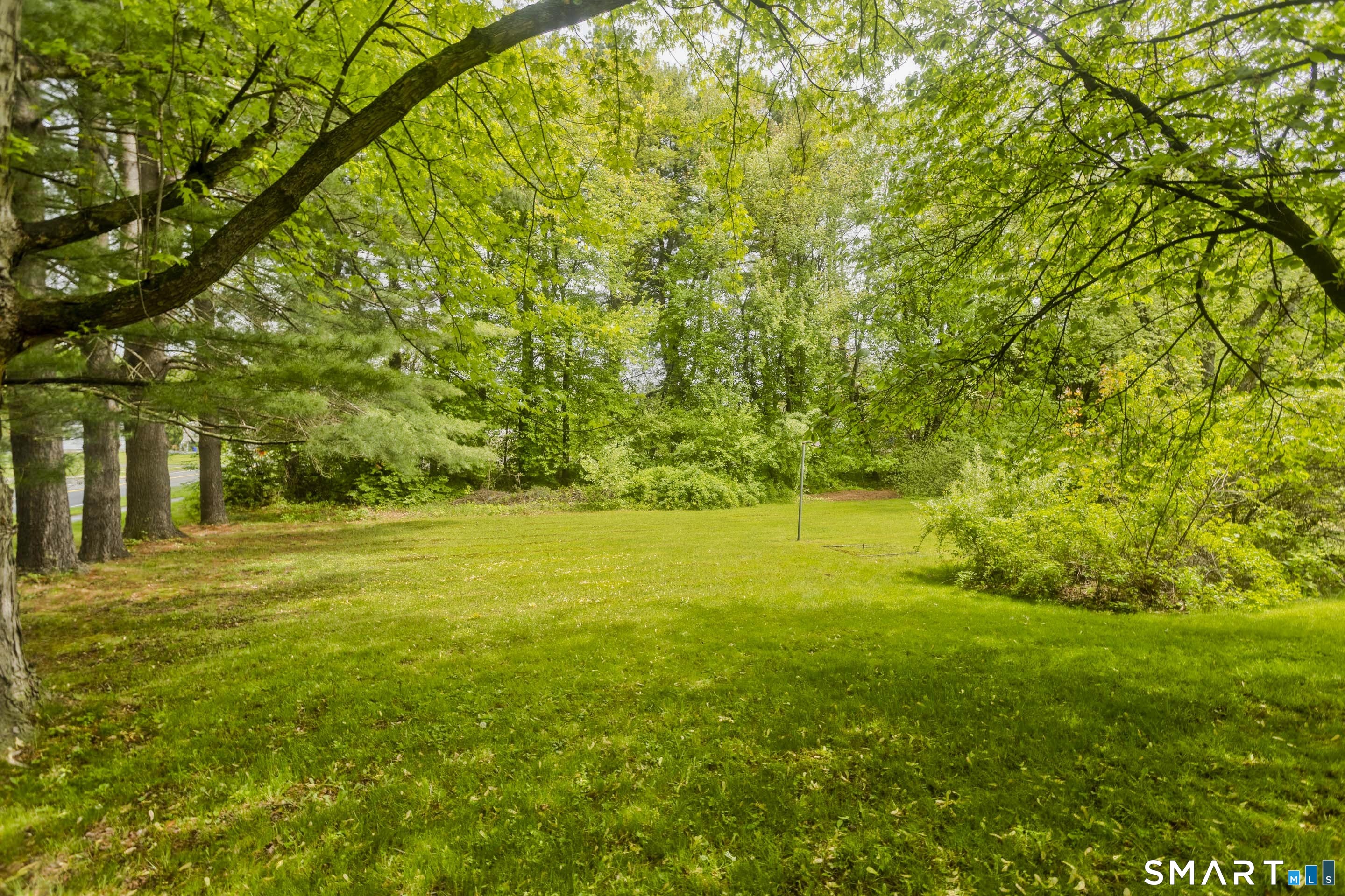 28 Bess Road Enfield CT 06082