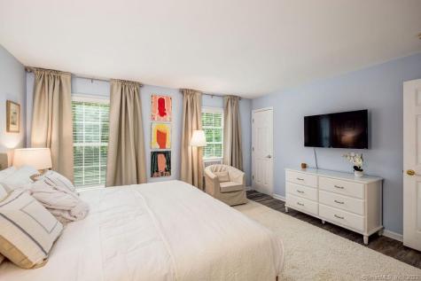 18 Tunnel Road Roxbury CT 06783