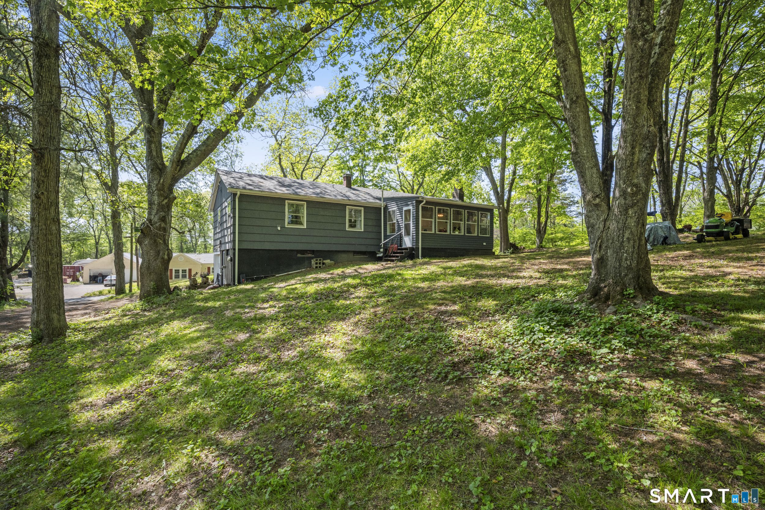 121 River Road Preston CT 06365