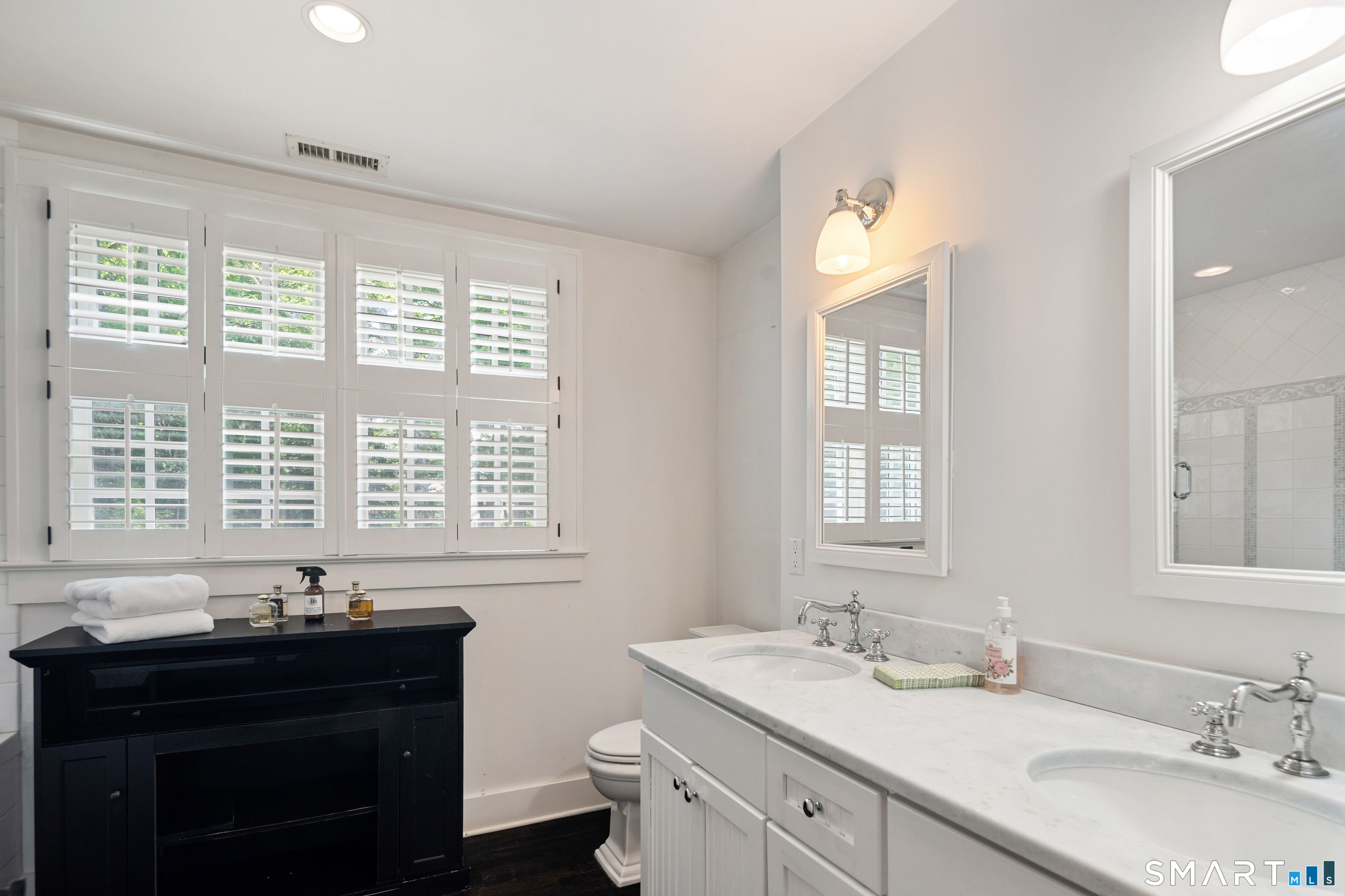 496 Trinity Pass Road New Canaan CT 06840