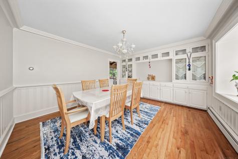 11 Ariel Road Woodbridge CT 06525