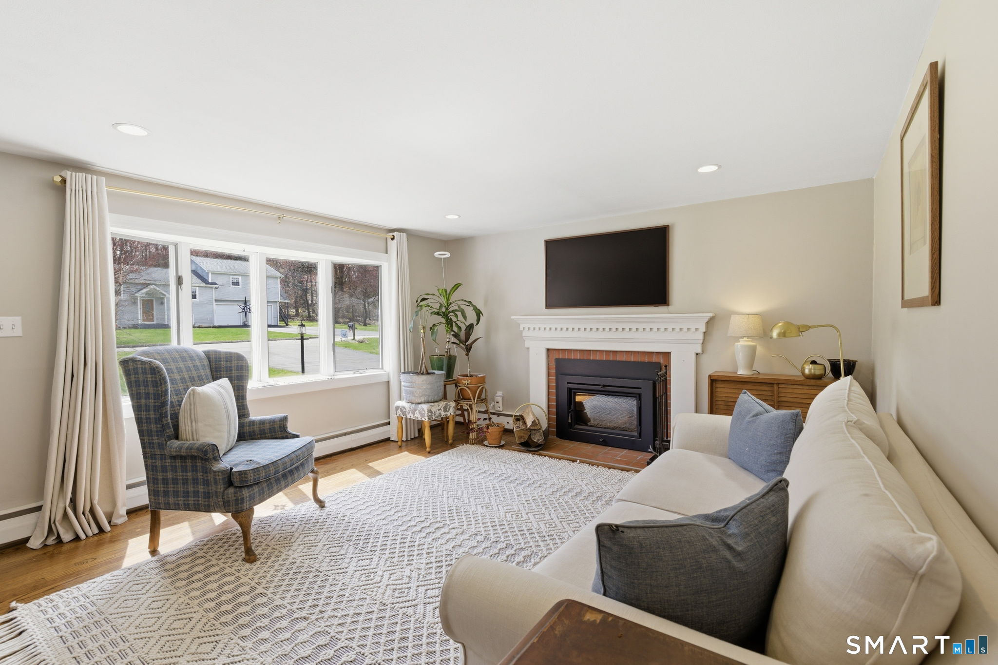 6 Fieldstone Drive Newtown CT 06470
