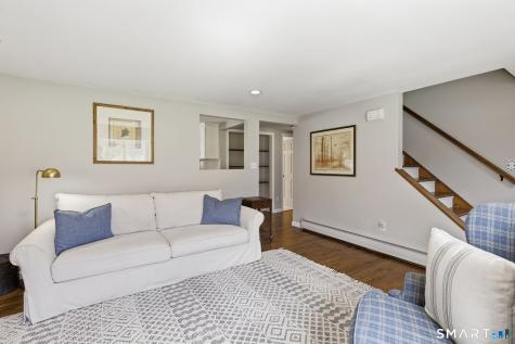 6 Fieldstone Drive Newtown CT 06470