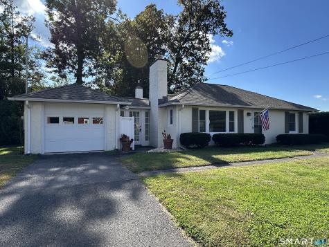 39 Grove Road Cromwell CT 06416