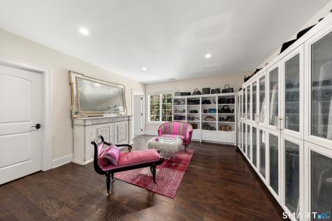 22 Cavray Road Norwalk CT 06855