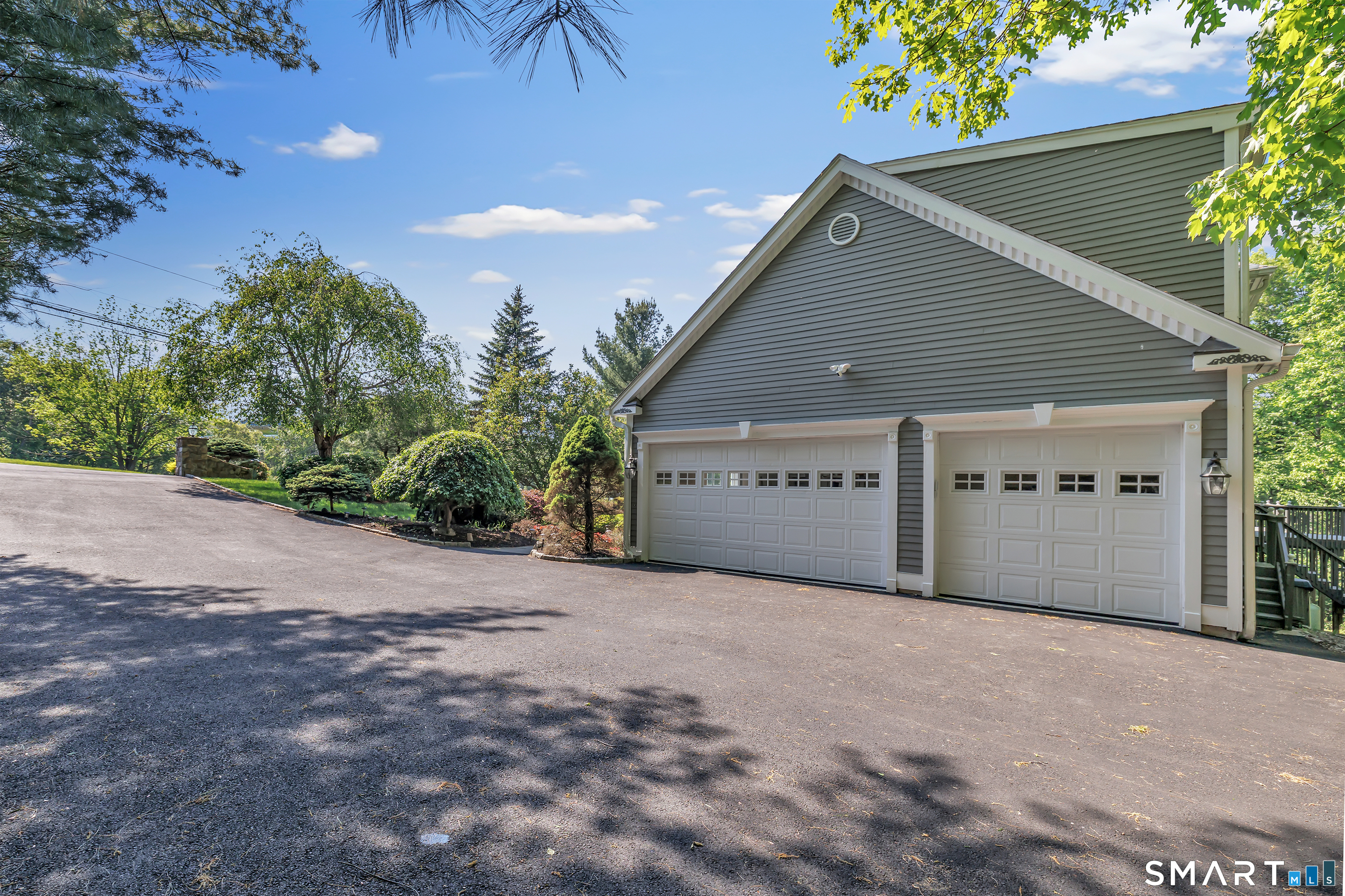 35 Hunting Ridge Road Easton CT 06612