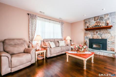 38 Greenridge Drive Brookfield CT 06804