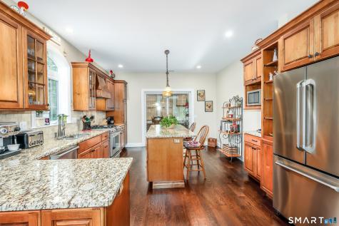 38 Greenridge Drive Brookfield CT 06804
