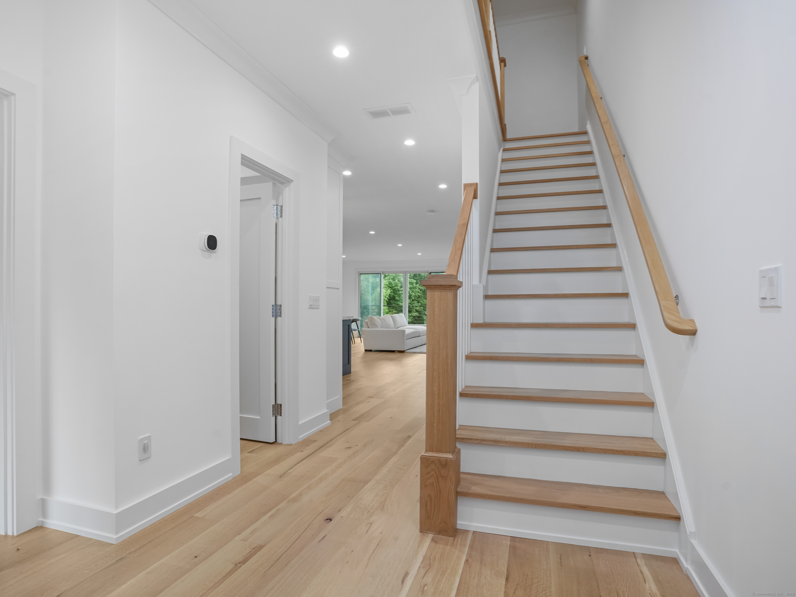 345 Reef Road Fairfield CT 06824