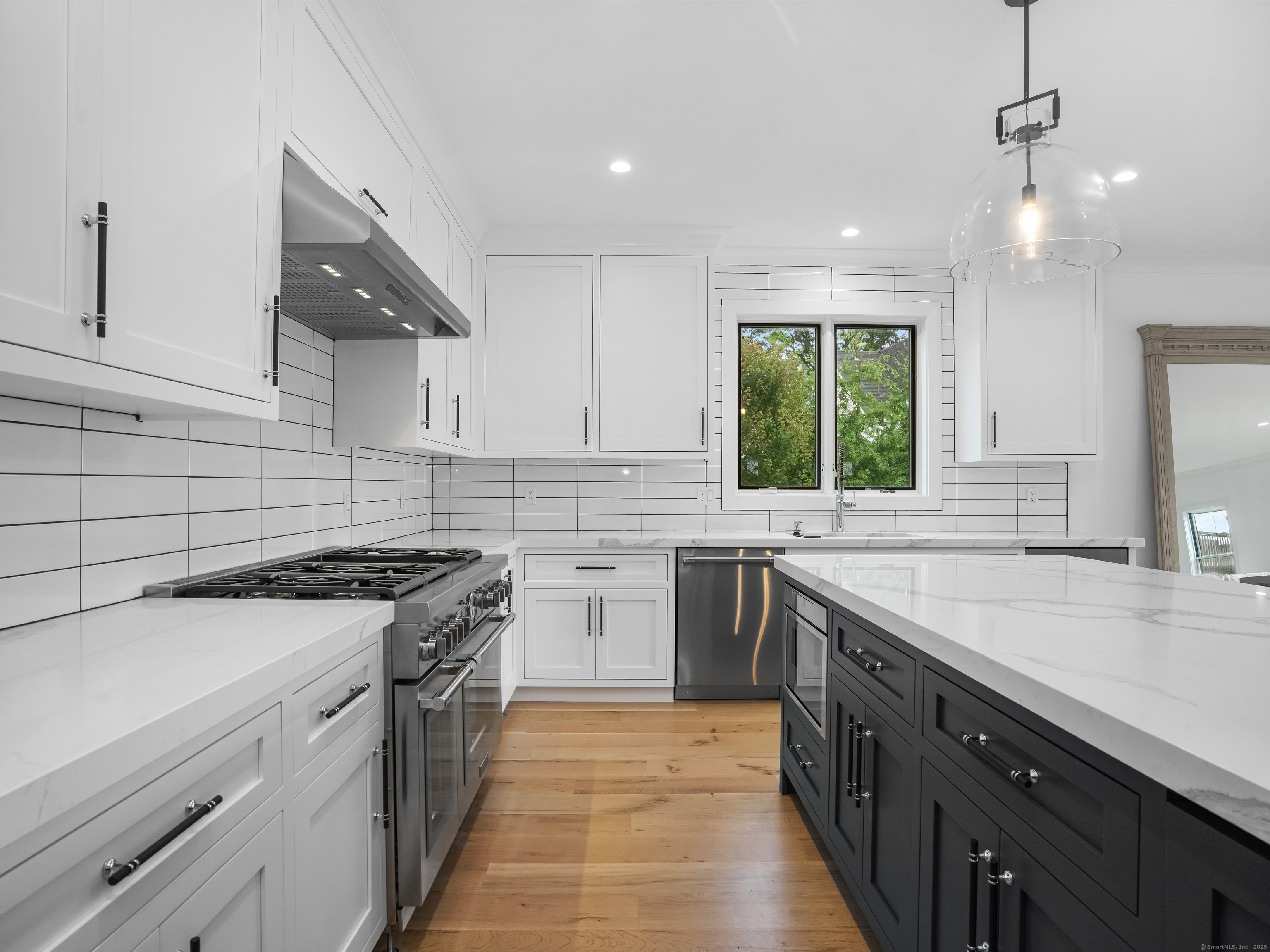 345 Reef Road Fairfield CT 06824