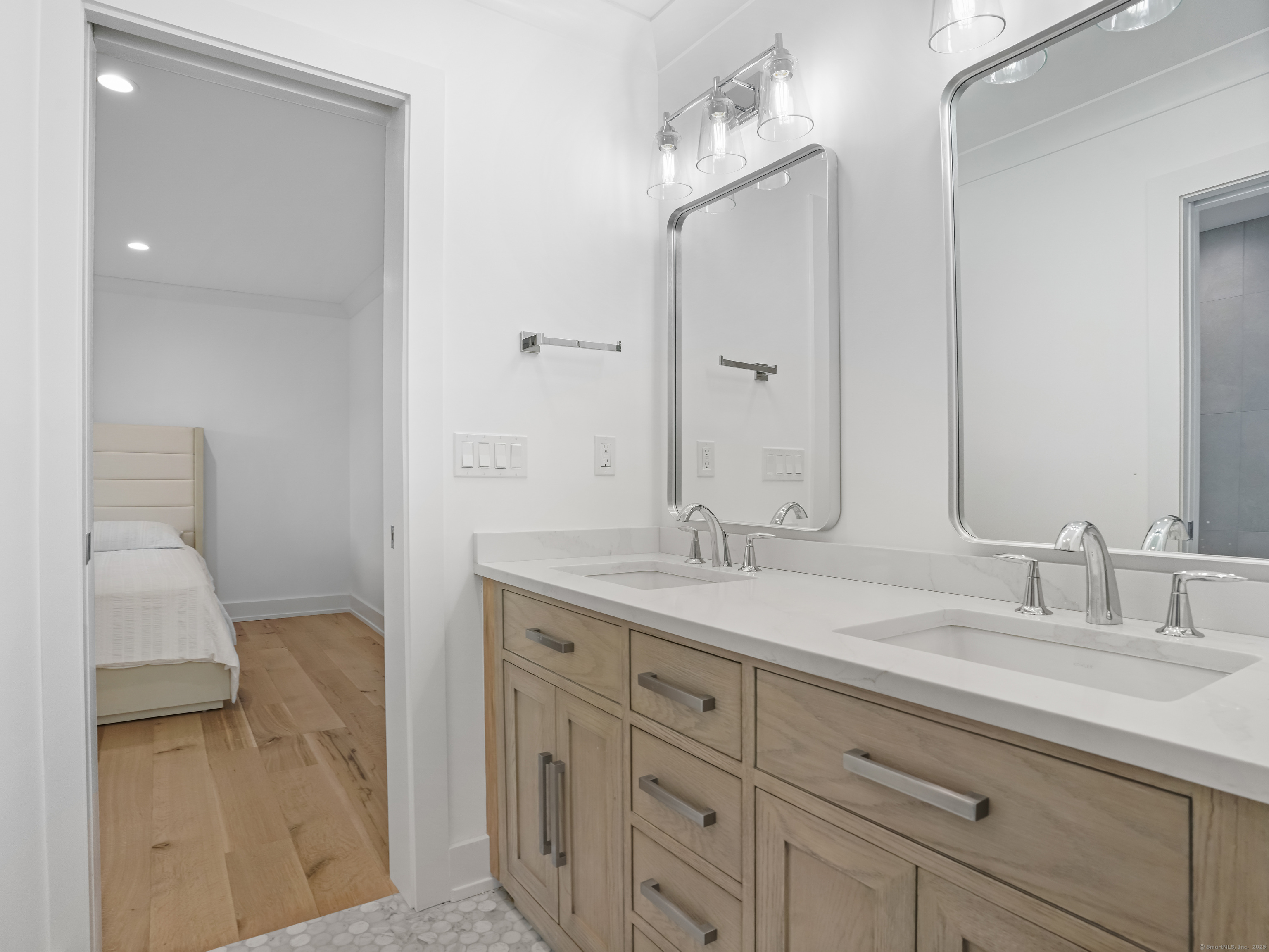 345 Reef Road Fairfield CT 06824