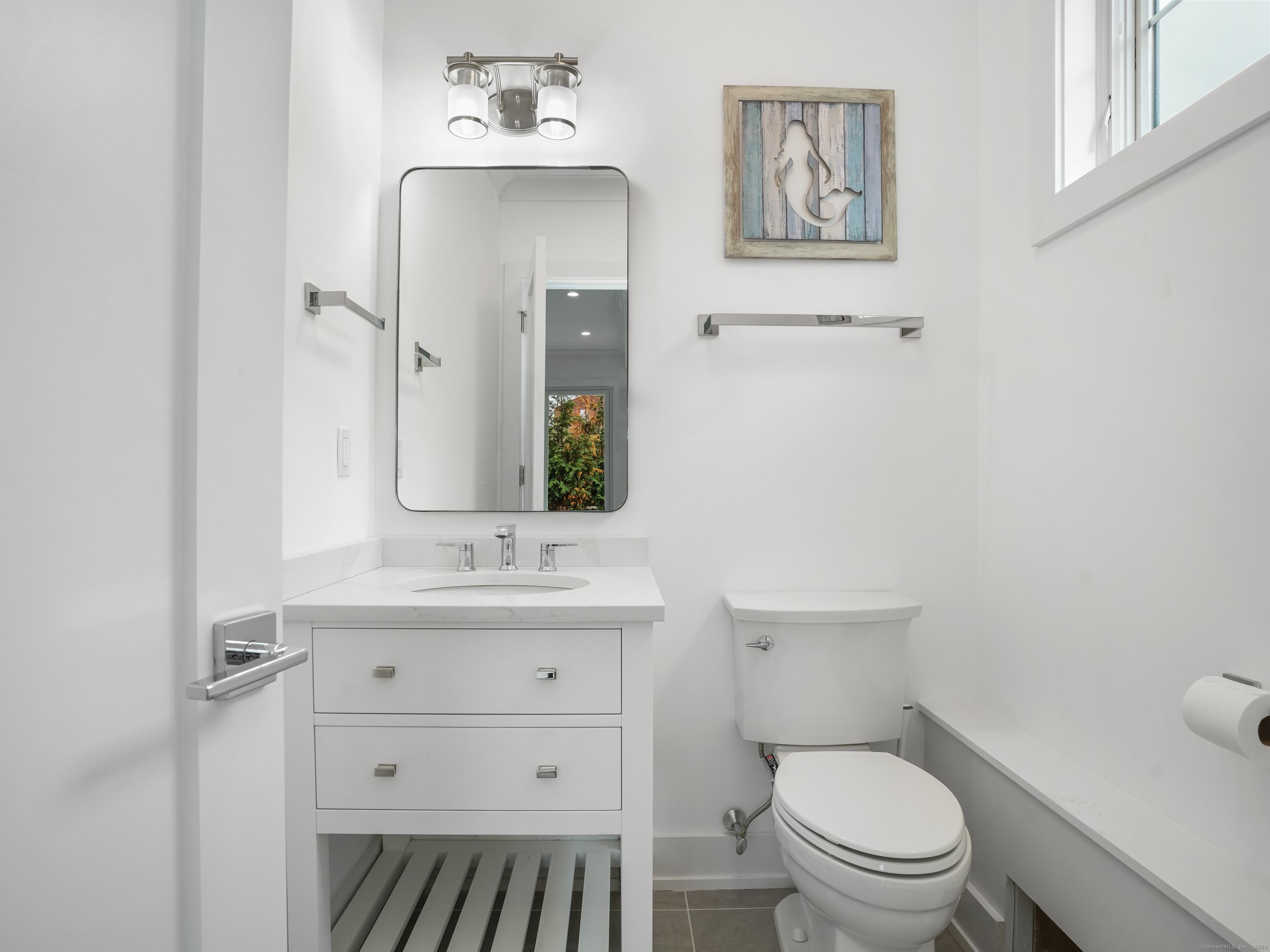 345 Reef Road Fairfield CT 06824