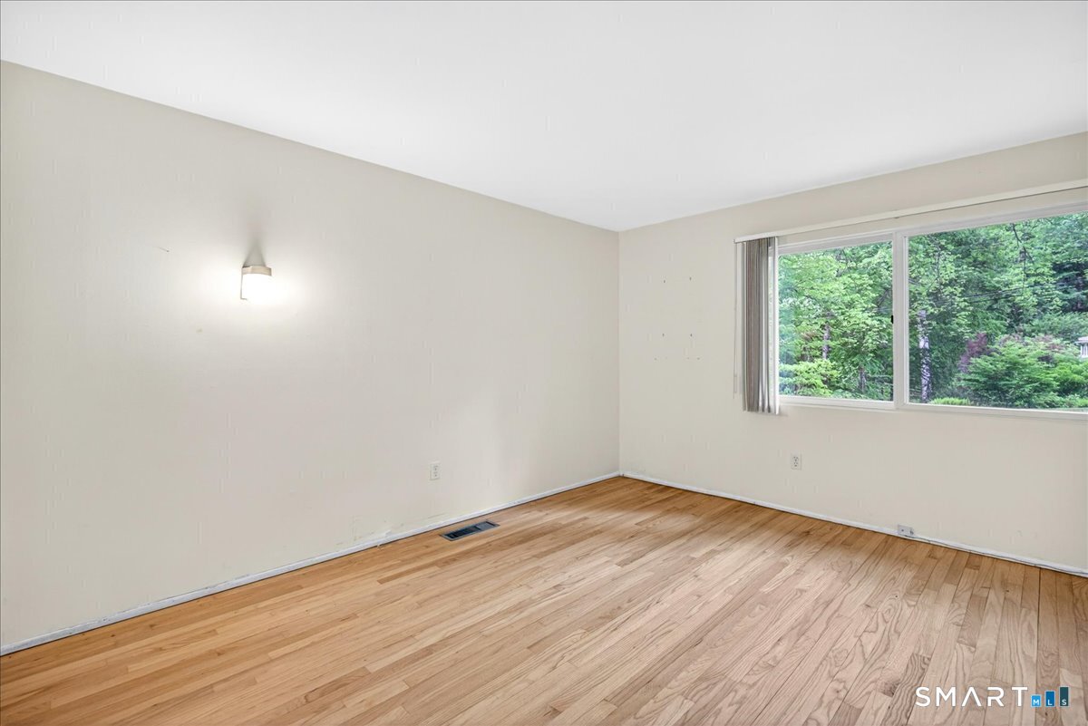 454 Old Cellar Road Orange CT 06477
