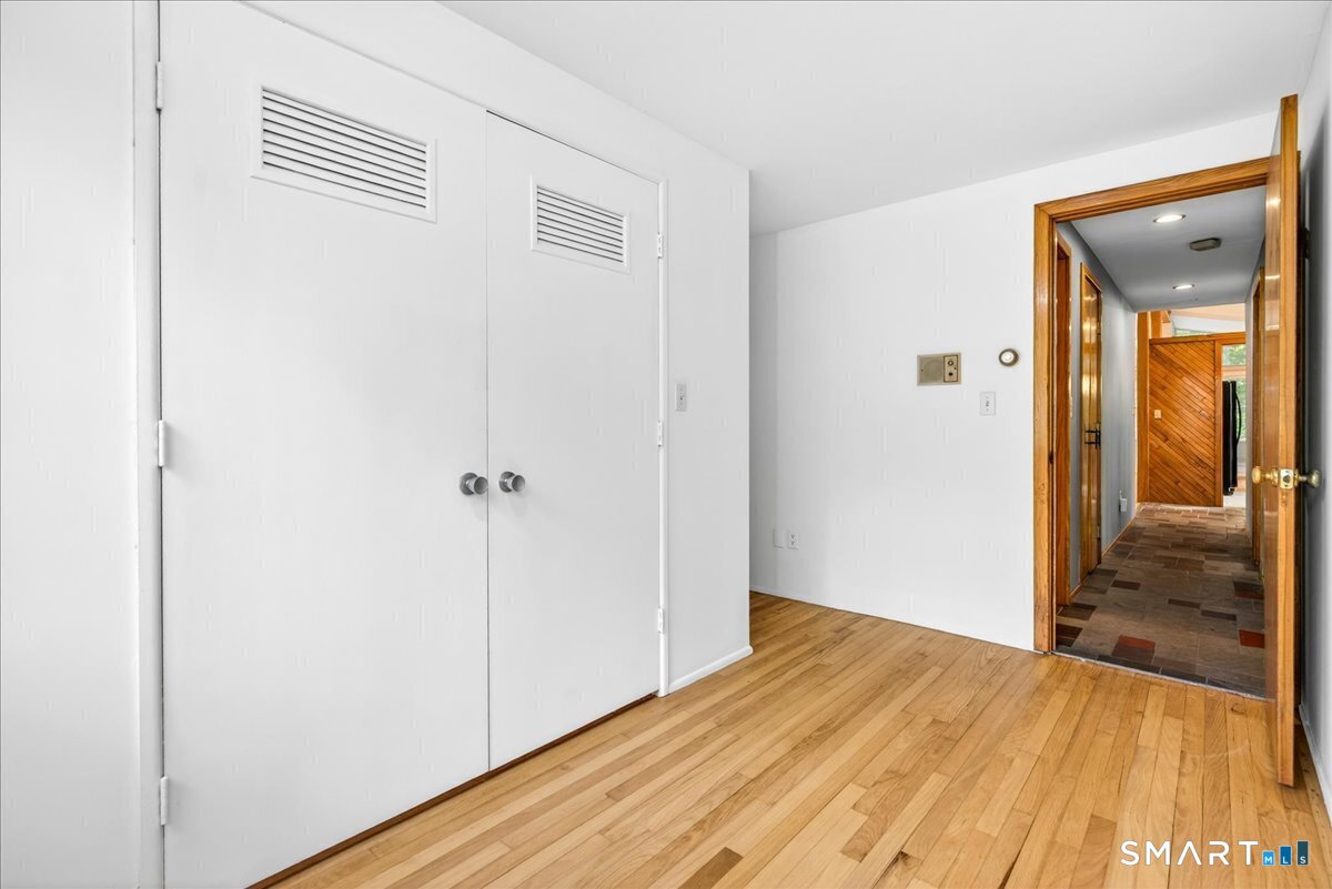 454 Old Cellar Road Orange CT 06477