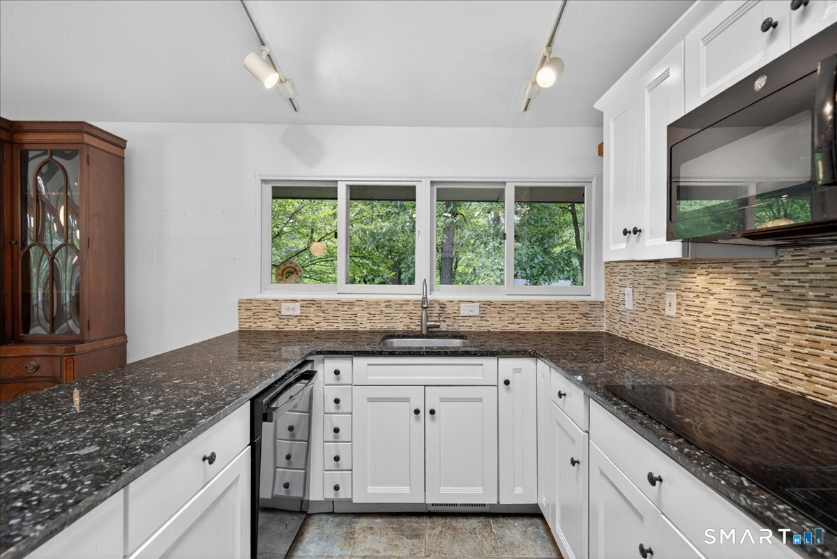 454 Old Cellar Road Orange CT 06477