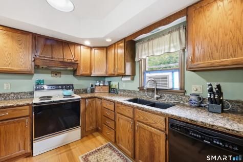 229 Deepwood Drive Lebanon CT 06249