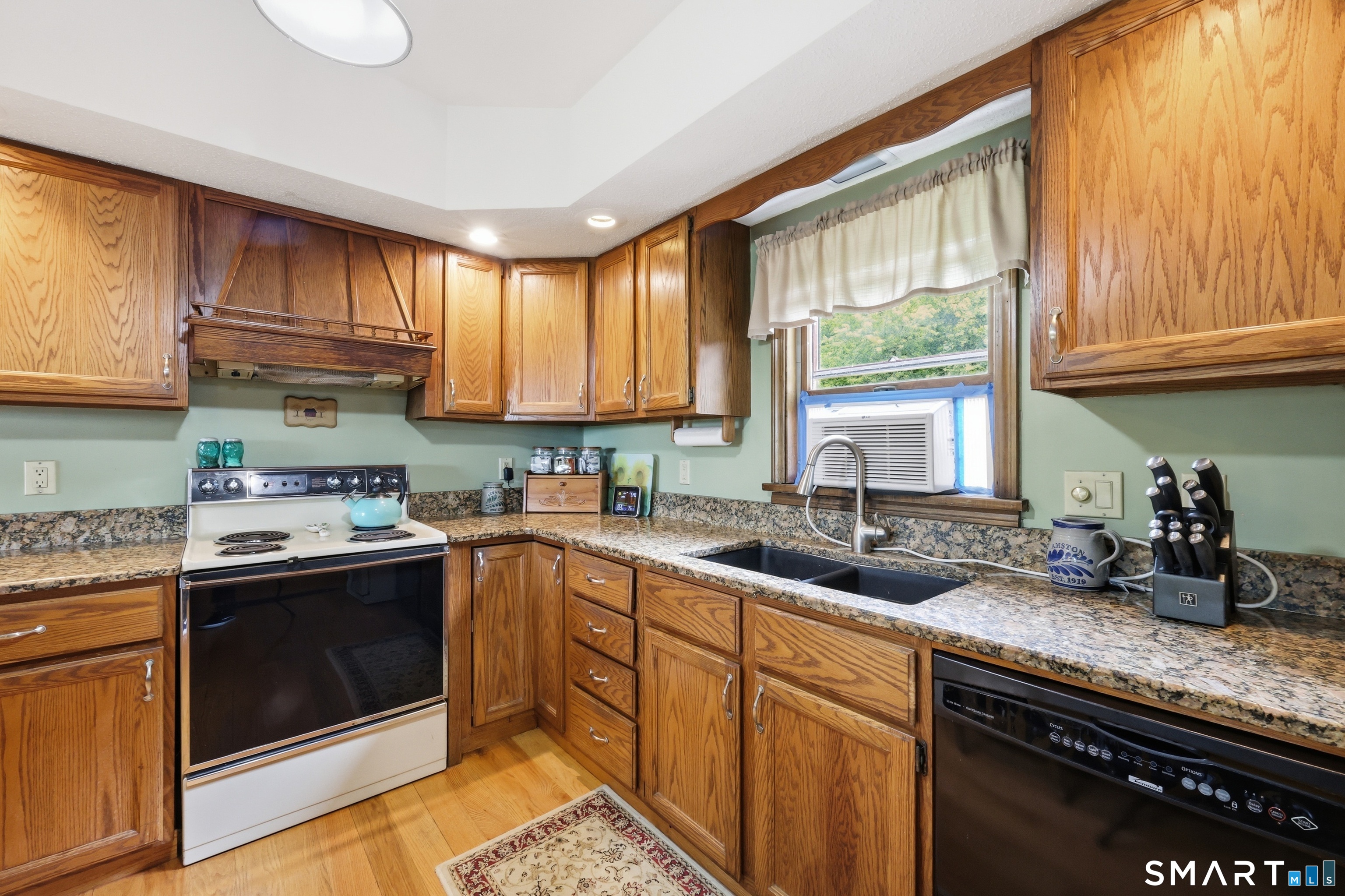 229 Deepwood Drive Lebanon CT 06249
