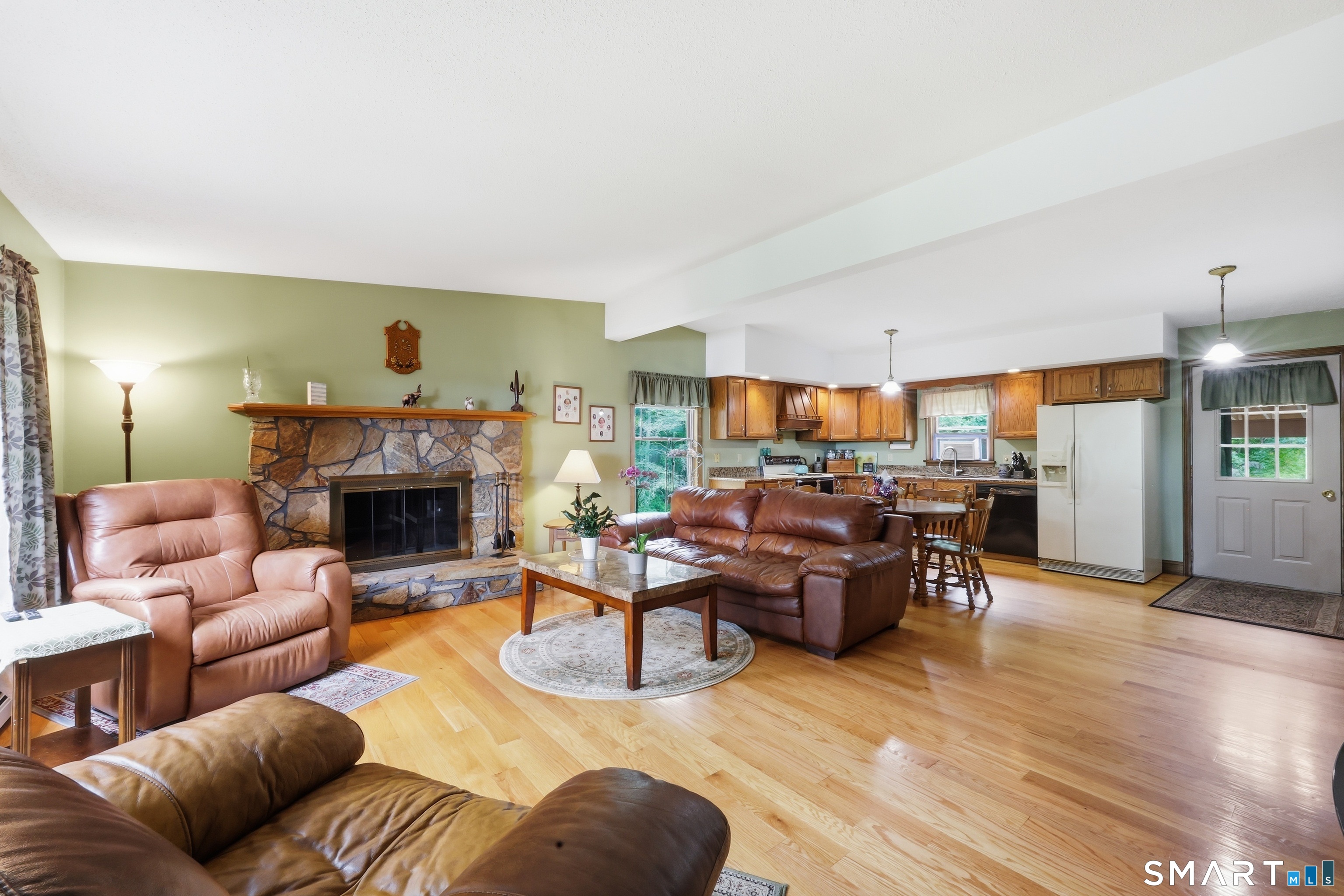 229 Deepwood Drive Lebanon CT 06249