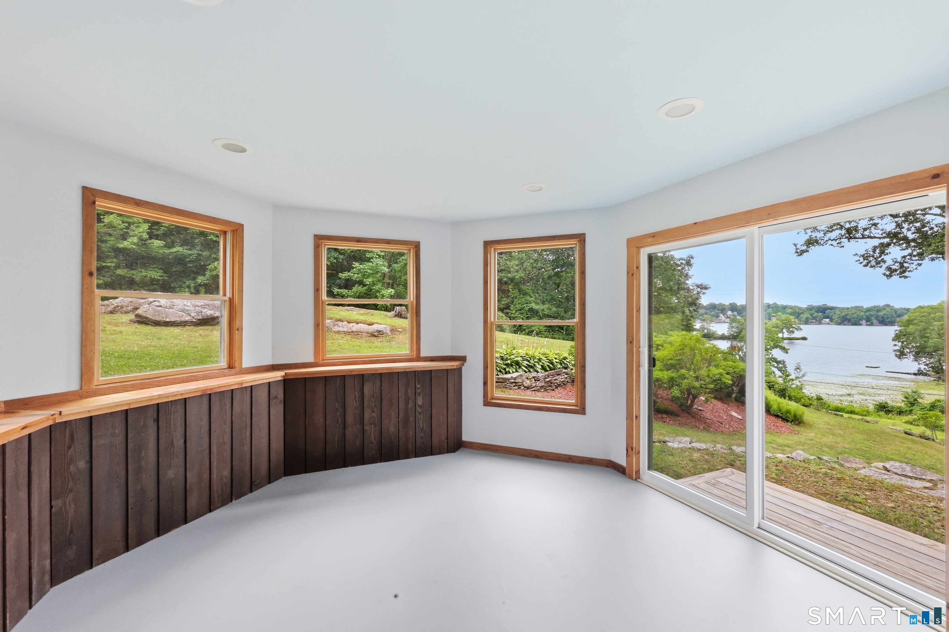 229 Deepwood Drive Lebanon CT 06249