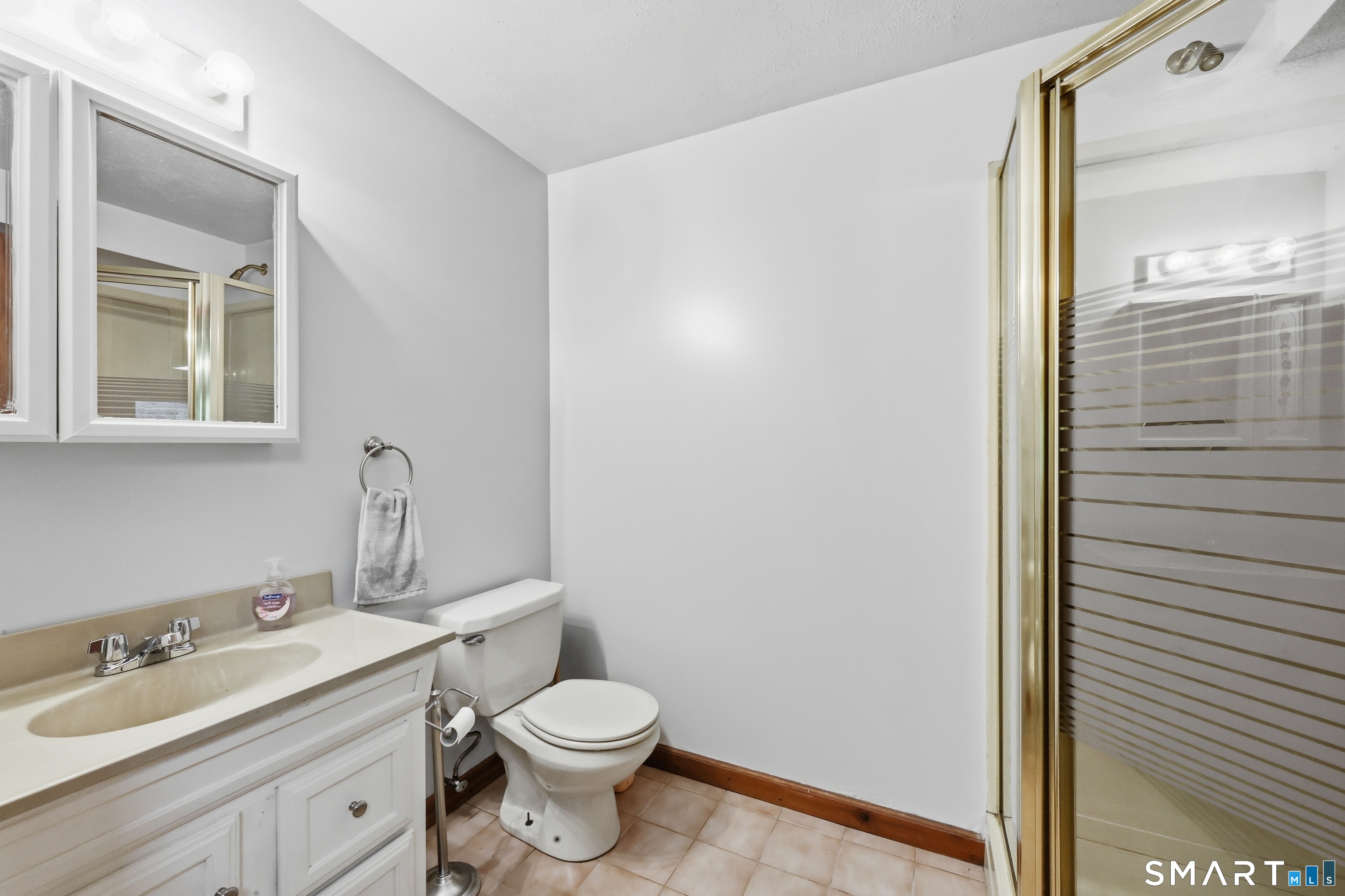 229 Deepwood Drive Lebanon CT 06249