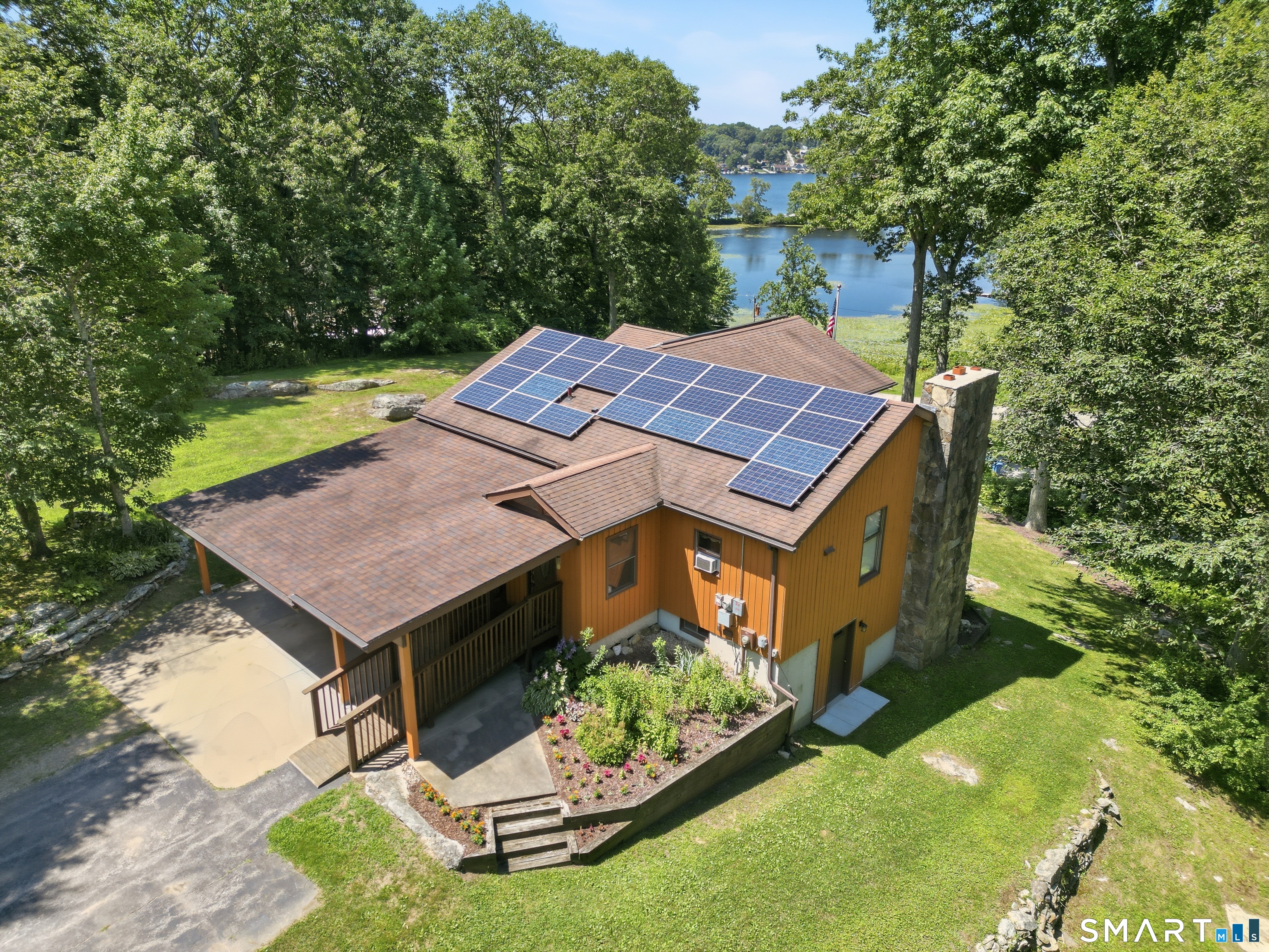 229 Deepwood Drive Lebanon CT 06249