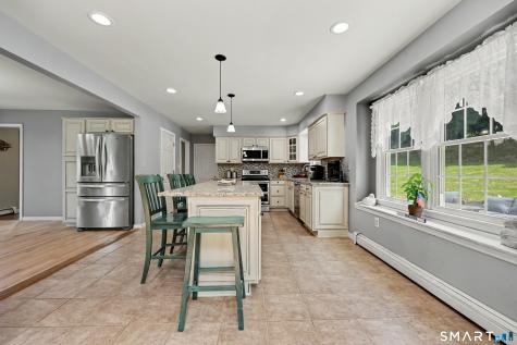 29 Pleasant View Road New Milford CT 06776