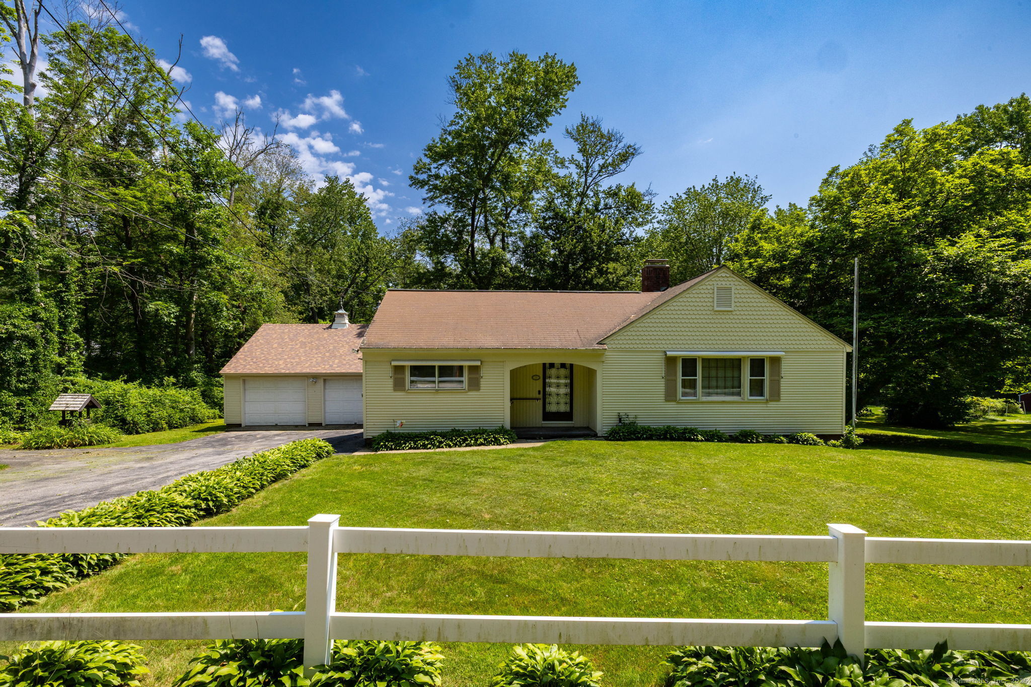 71 Hennequin Road Columbia CT 06237