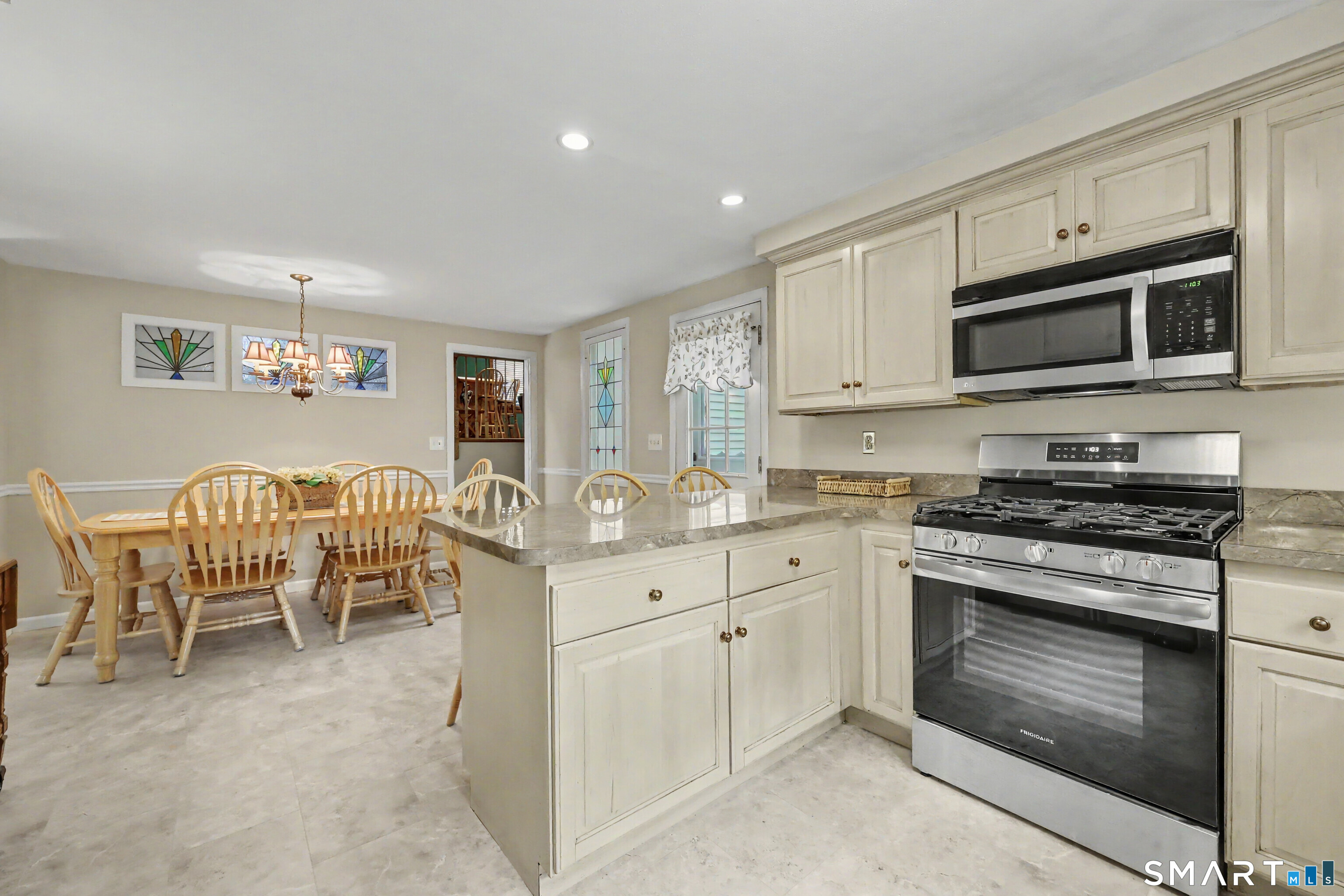 20 Mauweehoo Hill Sherman CT 06784