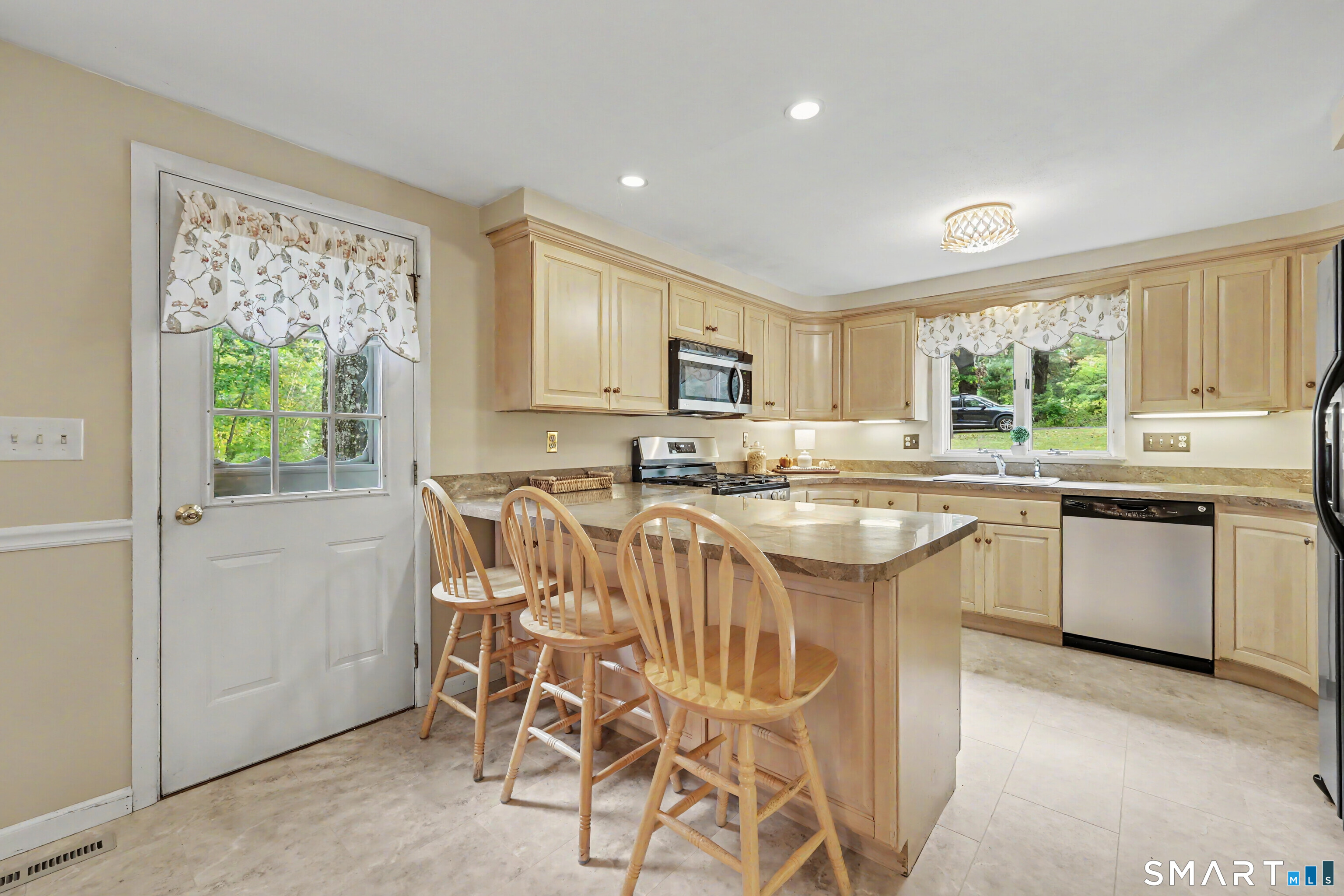 20 Mauweehoo Hill Sherman CT 06784