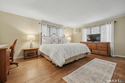 20 Mauweehoo Hill Sherman CT 06784