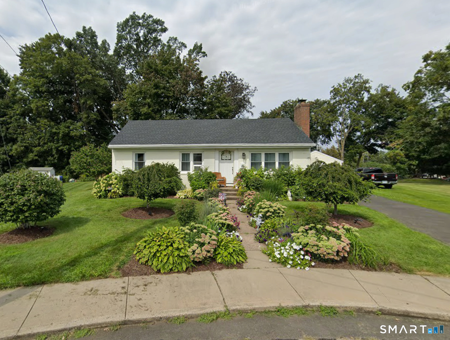 15 Sherwood Circle Manchester CT 06042