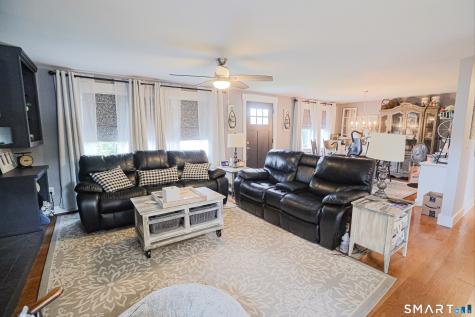 15 Sherwood Circle Manchester CT 06042