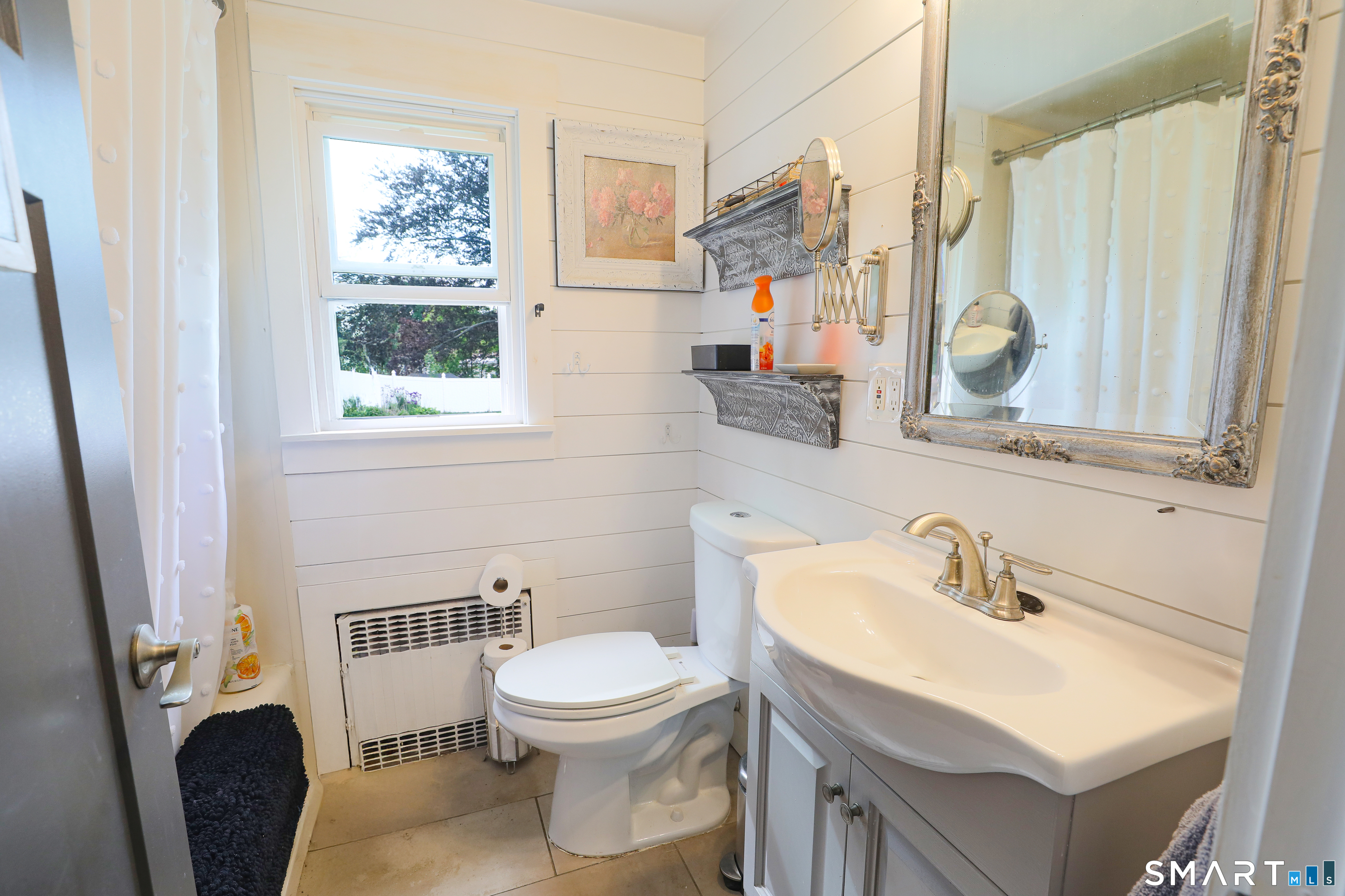 15 Sherwood Circle Manchester CT 06042