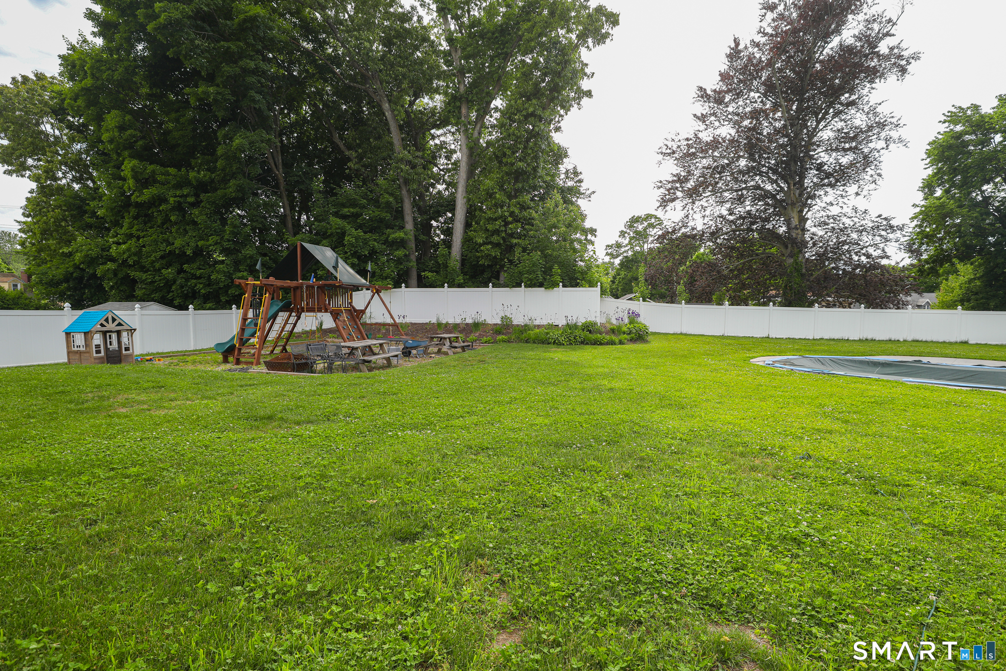15 Sherwood Circle Manchester CT 06042
