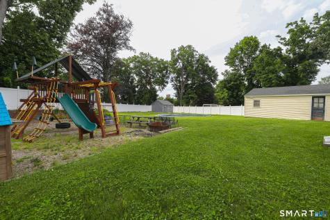 15 Sherwood Circle Manchester CT 06042