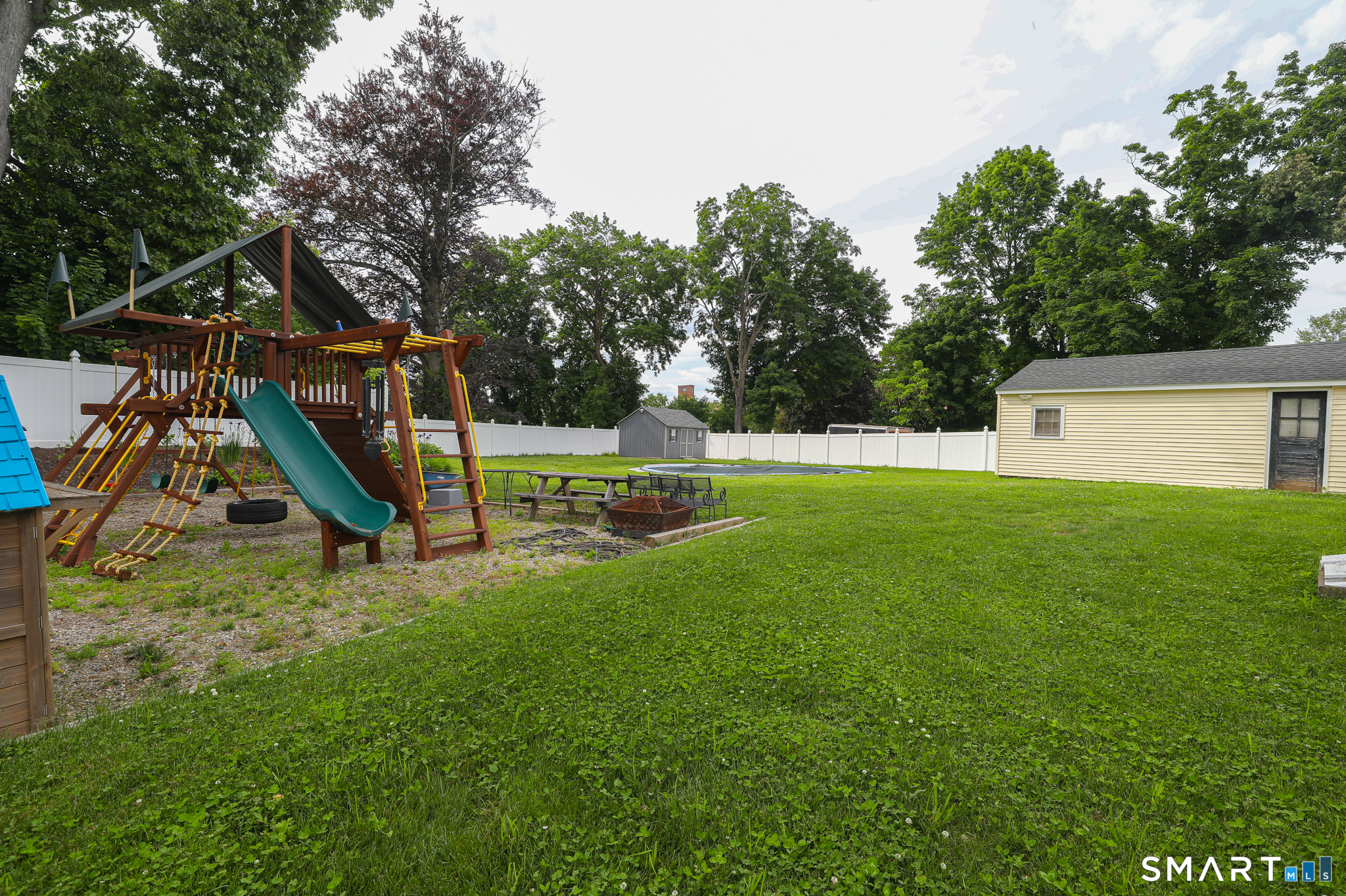 15 Sherwood Circle Manchester CT 06042