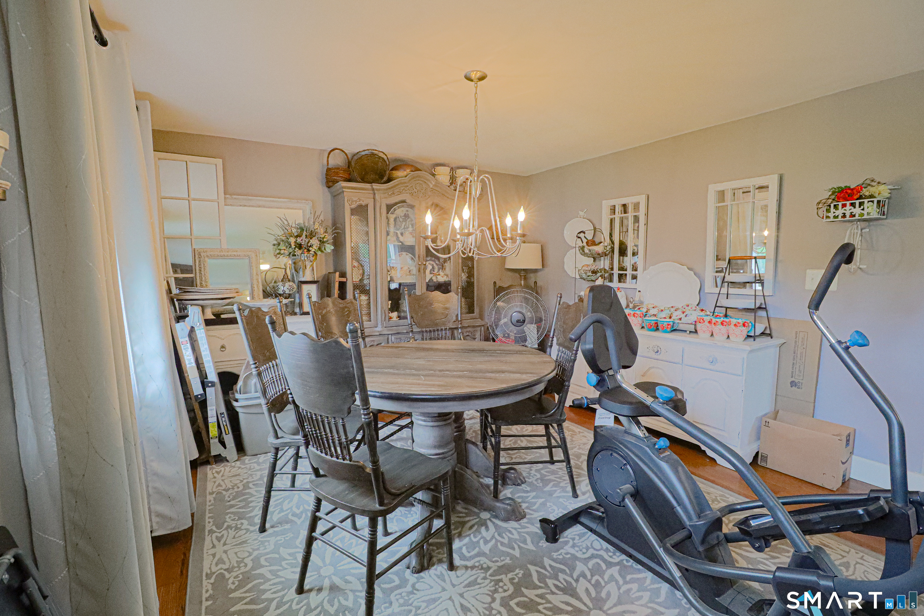 15 Sherwood Circle Manchester CT 06042