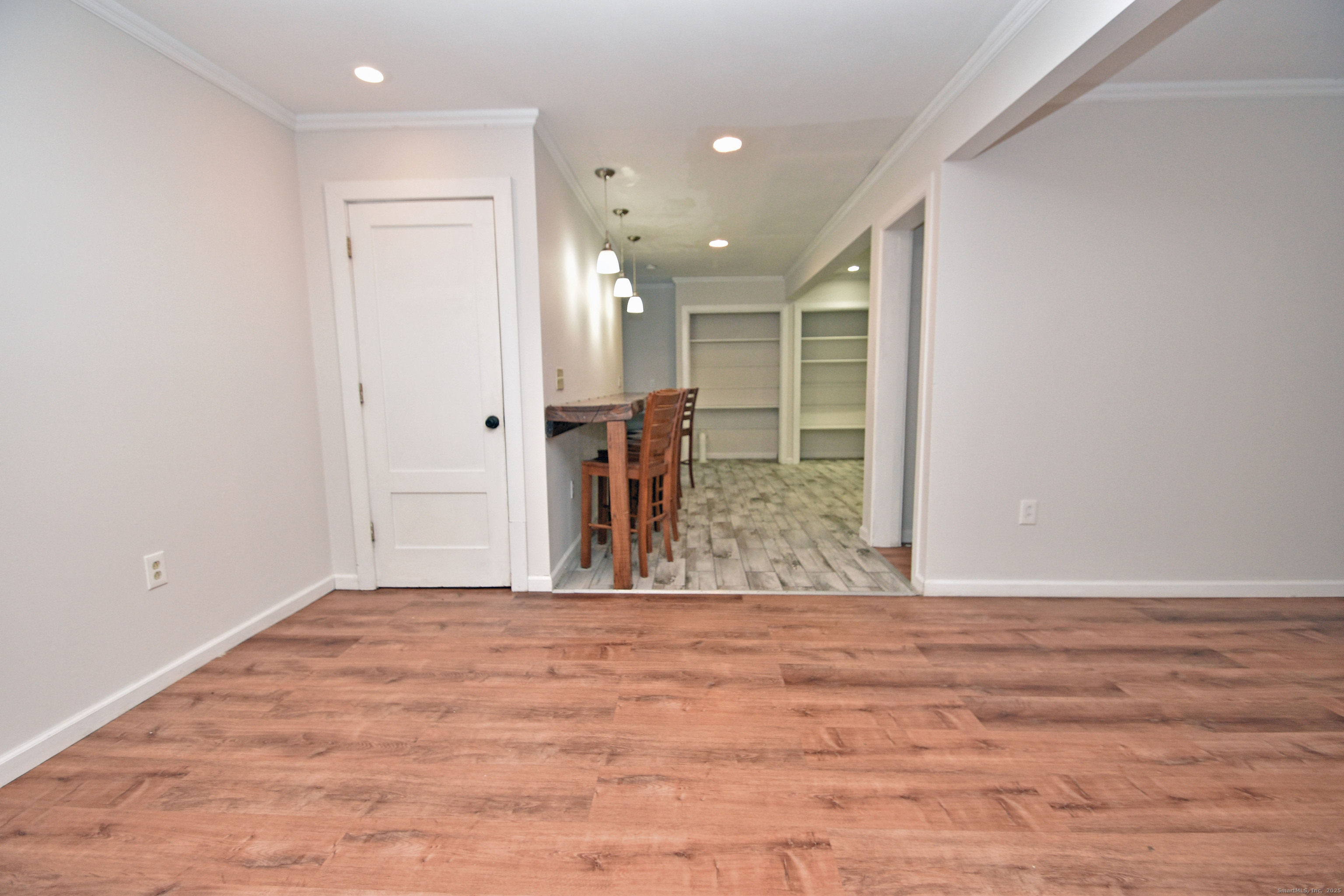 385 Broad Street New London CT 06320